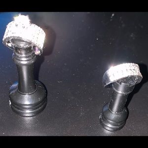 White gold diamond rings